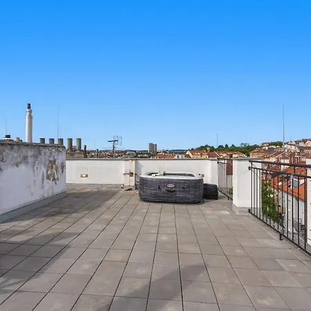 Dicaprio Penthouse Terrace Prague