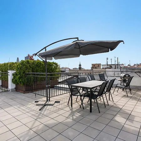 Dicaprio Penthouse Terrace * Prag