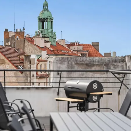 Dicaprio Penthouse Terrace Apartment *