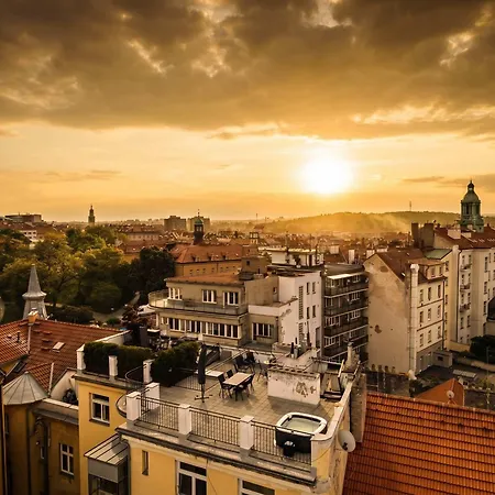 Dicaprio Penthouse Terrace * Prag